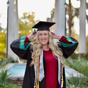 Meet your Posher, Savannah